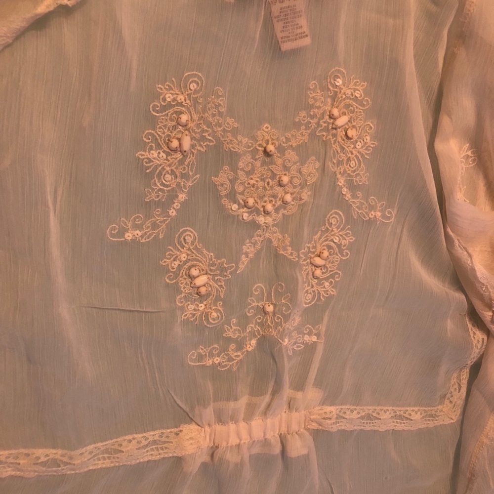 American Rag lace top - Picture 5 of 7